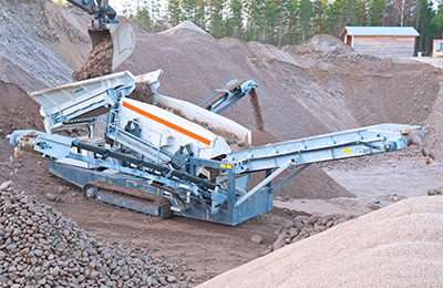 Crible mobile ST2.4 Lokotrack Metso