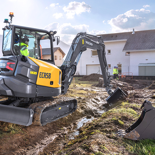 Volvo ECR58F : polyvalence et productivité